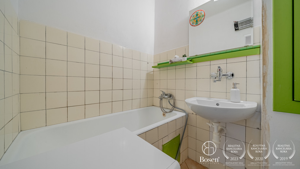 PREDANÉ: BOSEN | Investičný 2-izbový byt, Staré Mesto - Dunajská, 40 m2