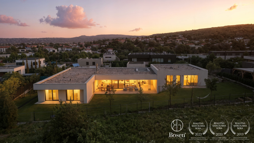 BOSEN | Rodinná vila s hosťovským domom - Záhorské Sady, pozemok 1600 m2