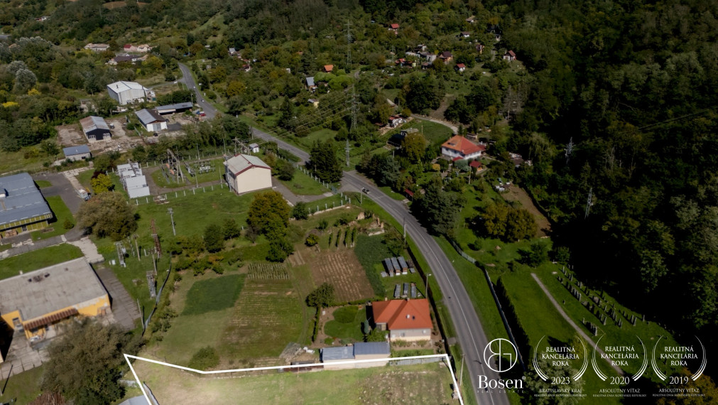 BOSEN | Stavebný pozemok blízko centra, Fiľakovo, 1330m2