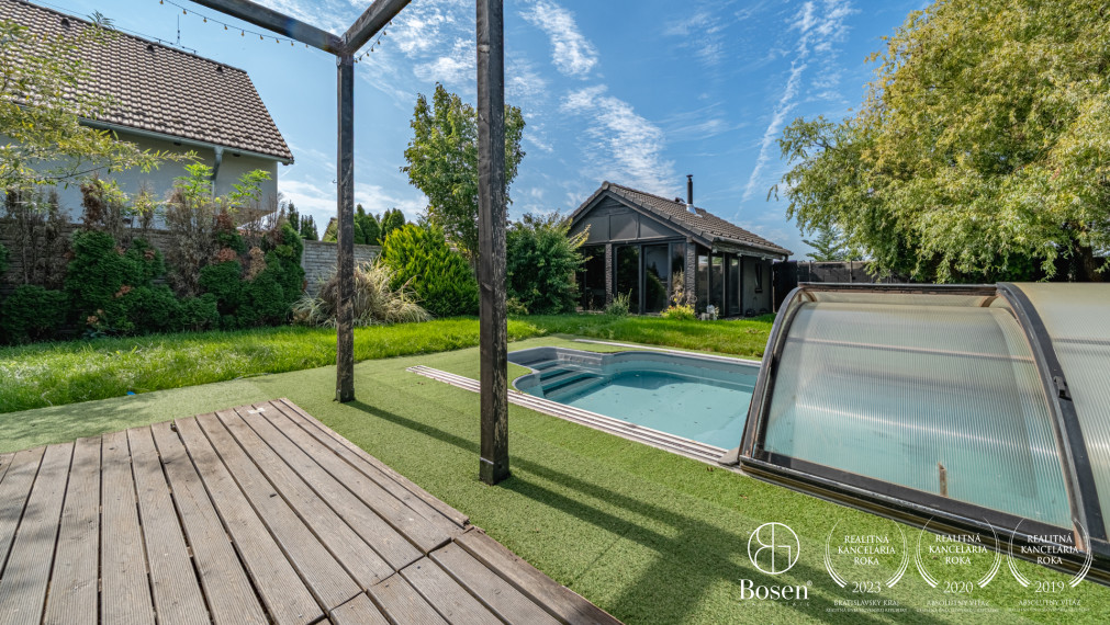 BOSEN | Family house with pool and guest house, 133 m², Narcisová St., Dunajská Lužná - Košariská