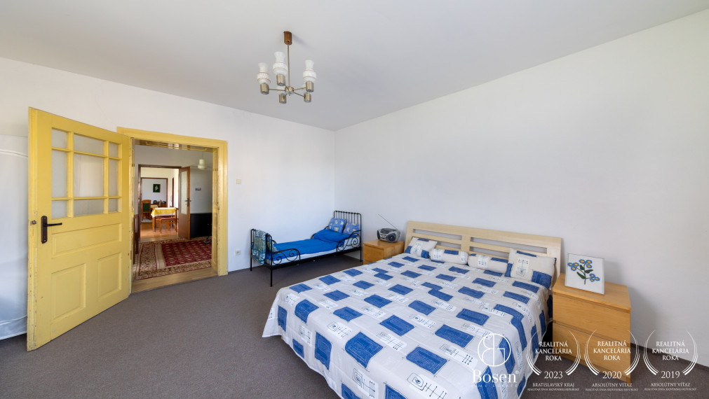 BOSEN | Tradičný vidiecky dom vhodný na rekreáciu Čifáre