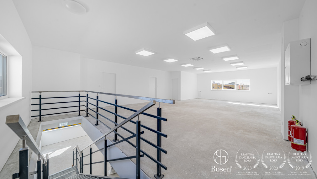 BOSEN | Novopostavená hala s administratívnym priestorom, Stupava