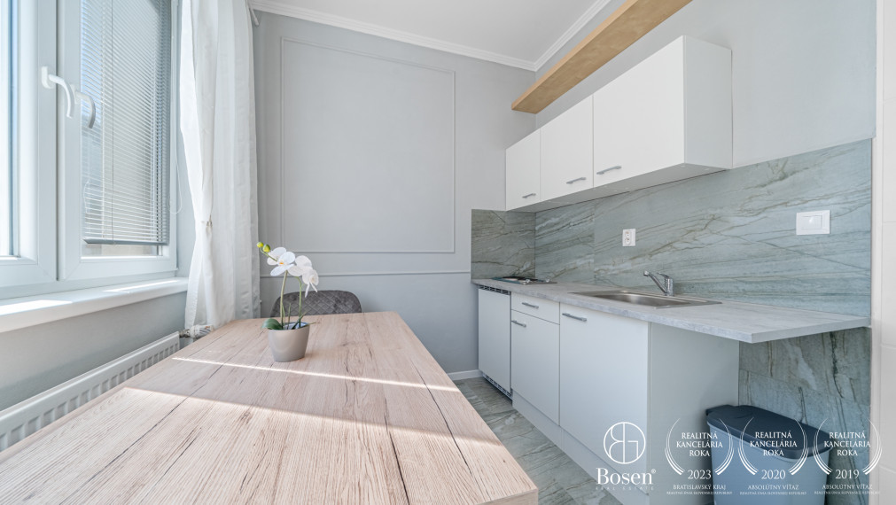 Ponúkame na prenájom 1 izbový byt na Nobelovej -Bratislava