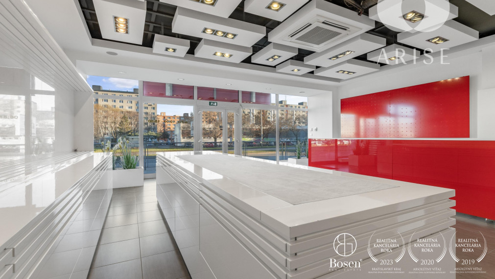 Obchodný priestor/ showroom na prenájom.