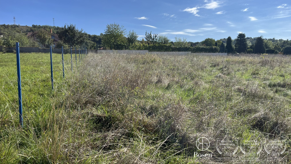 LOYALTERS | stavebný pozemok Krupina