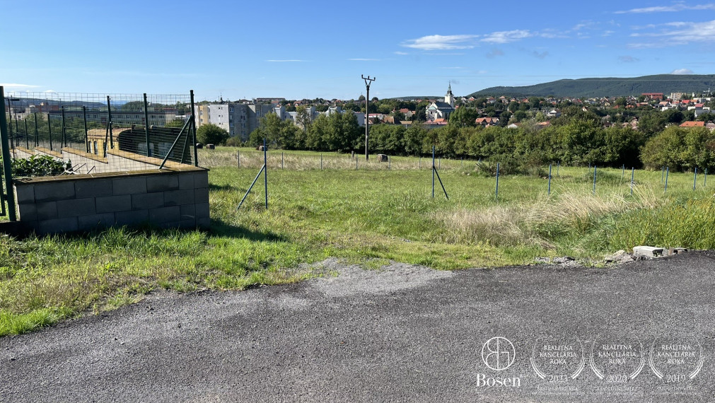 LOYALTERS | stavebný pozemok Krupina