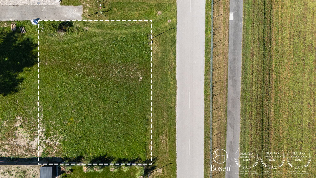 BOSEN | Stavebný pozemok v nádhernom prostredí, Vojka nad Dunajom, 550m2
