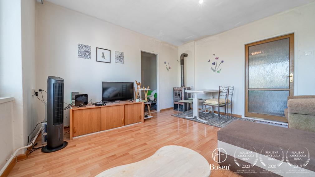 BOSEN | 3-izbový byt, dve pivnice, tichá lokalita,Dunajský Klátov