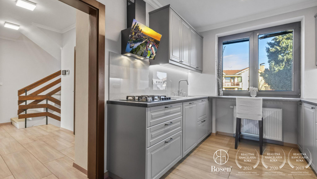 5-izbový radový rodinný dom, Vendelínska ulica – Dúbravka