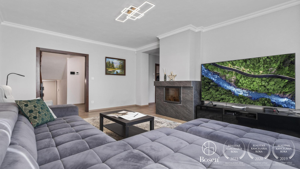 5-izbový radový rodinný dom, Vendelínska ulica – Dúbravka