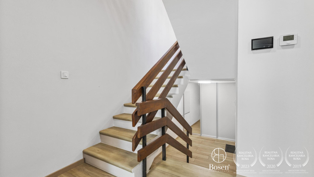 5-izbový radový rodinný dom, Vendelínska ulica – Dúbravka