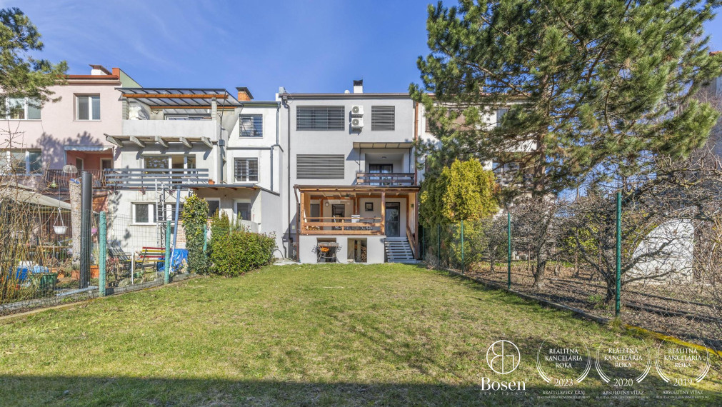 5-izbový radový rodinný dom, Vendelínska ulica – Dúbravka