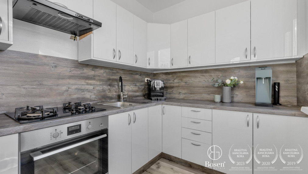 BOSEN | 3 izbový zrekonštruovaný byt Malacky, sídlisko JUH
