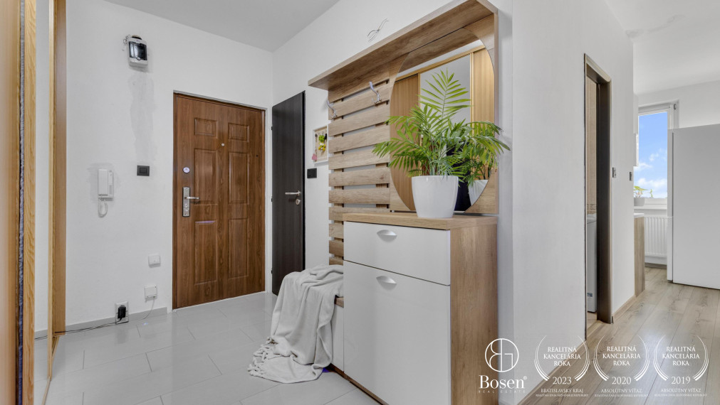 BOSEN | 3 izbový zrekonštruovaný byt Malacky, sídlisko JUH