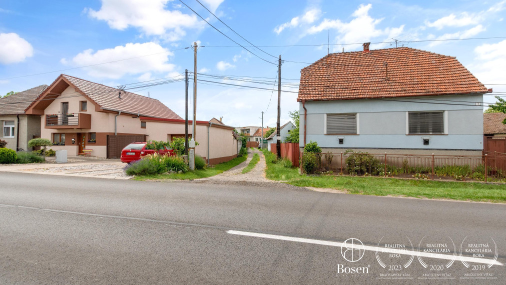 BOSEN |Na predaj 4 izbový dvojpodlažný rodinný dom v obci Závod
