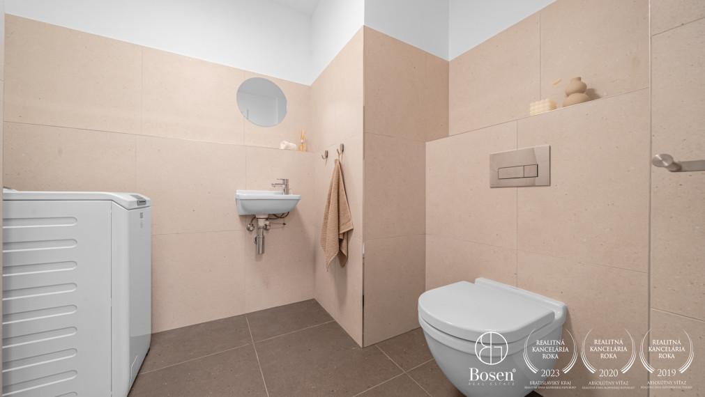 BOSEN | 2 izbový byt s garážovým státím - METROPOLIS, BA - Staré Mesto