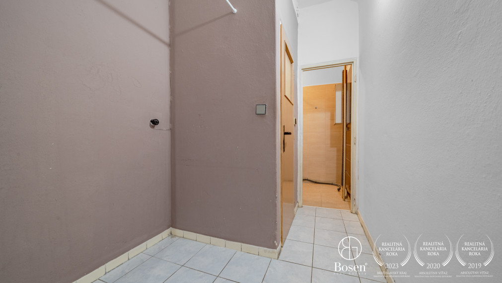 BOSEN | Predaný byt v pôvodnom stave v Bratislave - Ružinov