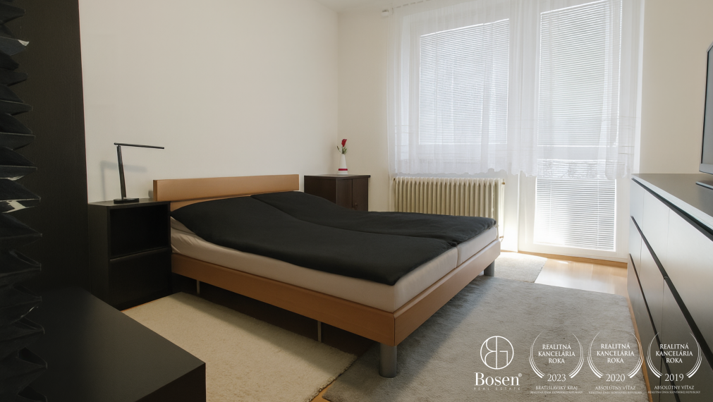 BOSEN | Rodinný dom s veľkým pozemkom – Rohovce, okres DS