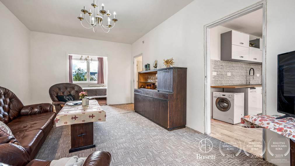 BOSEN | Na prenájom 4 izbový byt na sídlisku západ