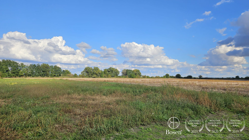 BOSEN | Celý dvojdom na samote pri obci Okoč