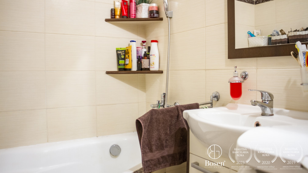 BOSEN | Priestranný 4 izbový byt v Dunajská Streda