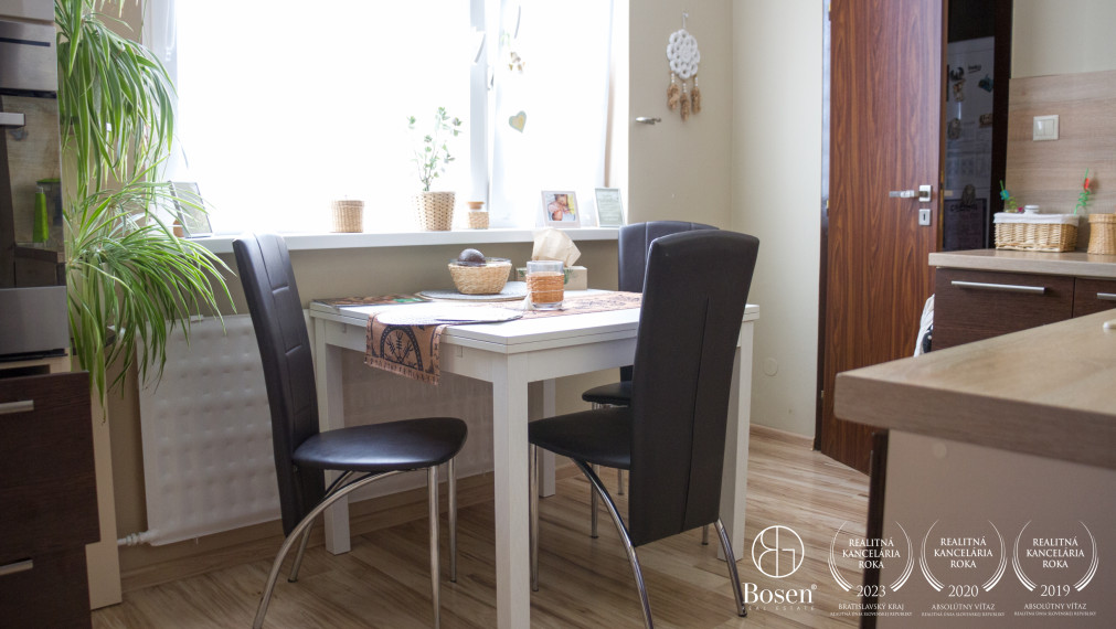 BOSEN | Priestranný 4 izbový byt v Dunajská Streda