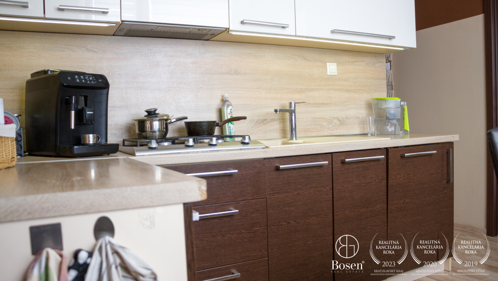 BOSEN | Priestranný 4 izbový byt v Dunajská Streda