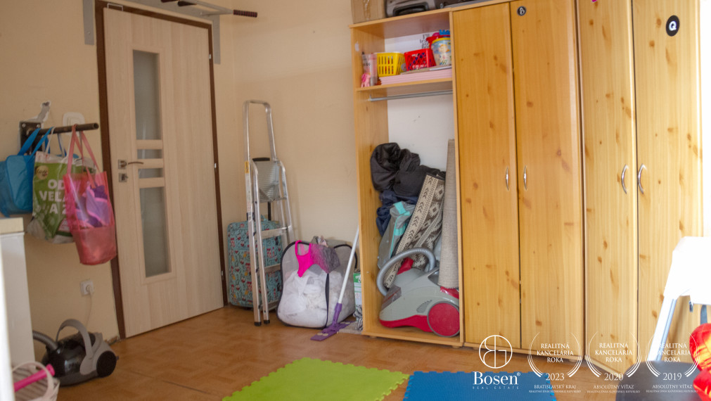 BOSEN | Priestranný 4 izbový byt v Dunajská Streda