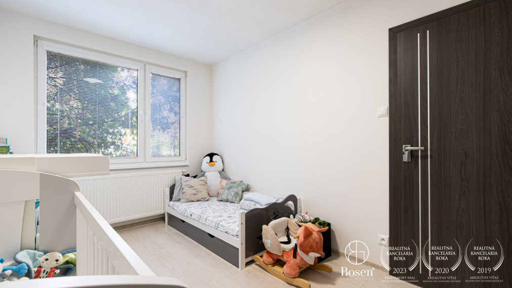 BOSEN | Predaj priestranného 4-izbového bytu po kompletnej rekonštrukcii – Dunajská Streda, ul. Boriny