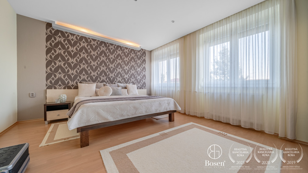 BOSEN | 5 izbový rodinný dom  v radovej zástavbe v Dunajskej Strede, 220 m2