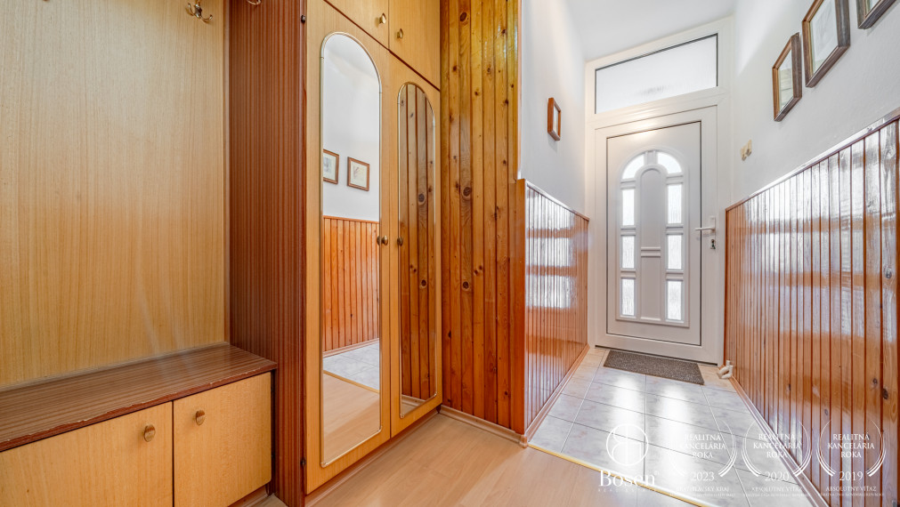 BOSEN | 5 izbový rodinný dom  v radovej zástavbe v Dunajskej Strede, 220 m2