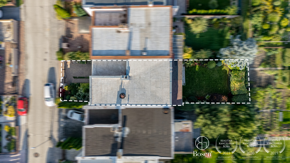 BOSEN | 5 izbový rodinný dom  v radovej zástavbe v Dunajskej Strede, 220 m2