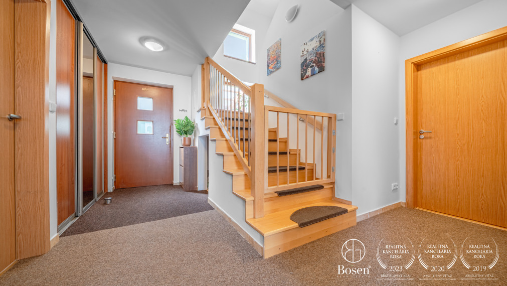 REZERVOANÉ - BOSEN | 5i pasívny drevodom s terasou, Lozorno