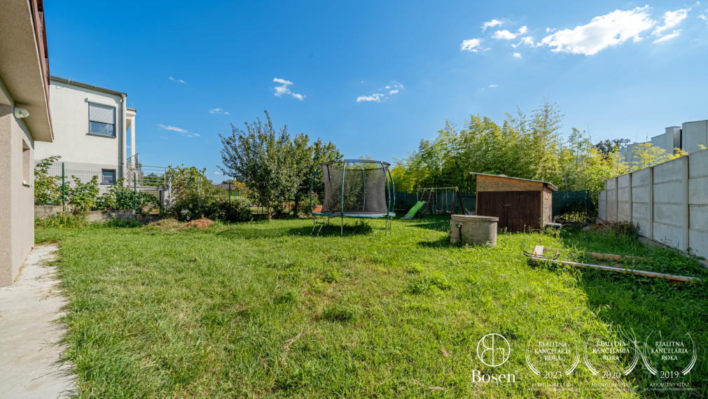 REZERVOANÉ - BOSEN | 5i pasívny drevodom s terasou, Lozorno