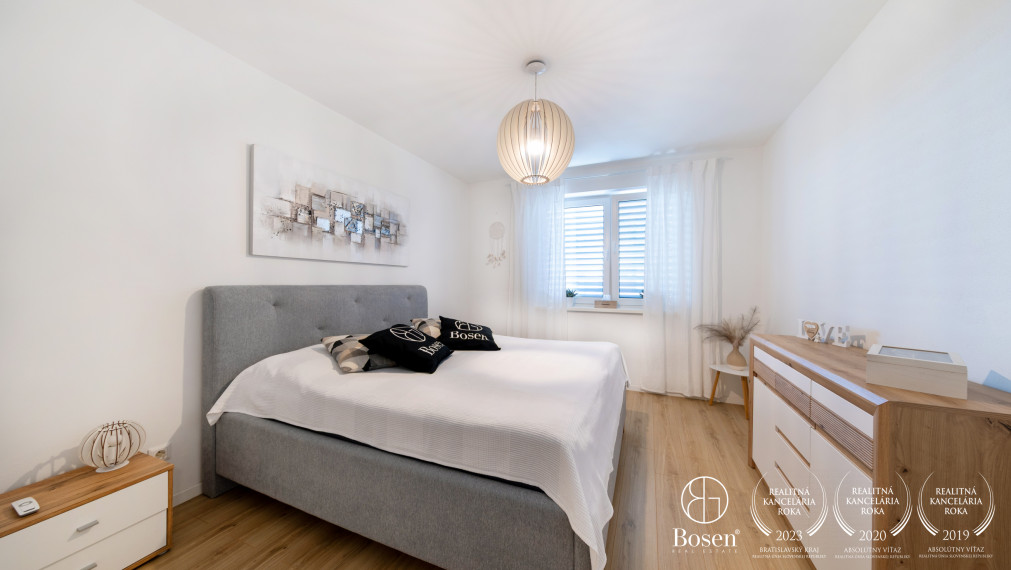 BOSEN | REZERVOVANÉ Luxusný 2i byt na predaj, garážové státie grátis, Panorama, Nitra - Klokočina