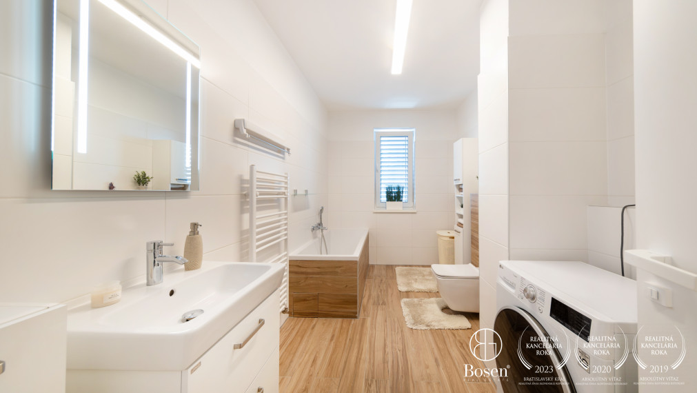 BOSEN | REZERVOVANÉ Luxusný 2i byt na predaj, garážové státie grátis, Panorama, Nitra - Klokočina