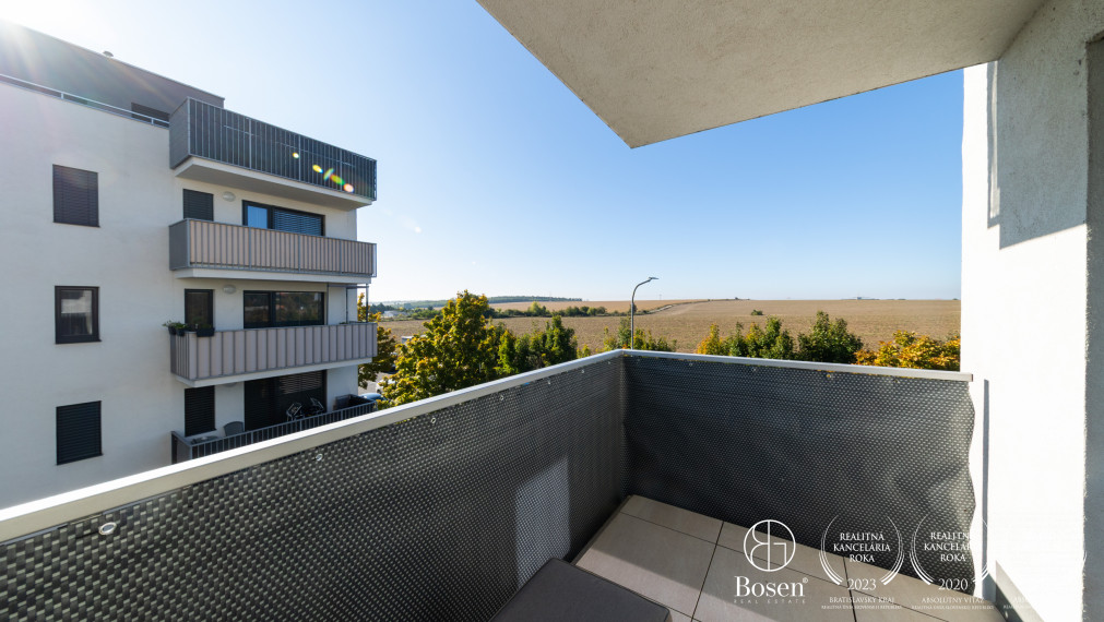 BOSEN | REZERVOVANÉ Luxusný 2i byt na predaj, garážové státie grátis, Panorama, Nitra - Klokočina