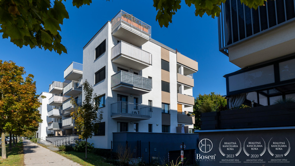 BOSEN | REZERVOVANÉ Luxusný 2i byt na predaj, garážové státie grátis, Panorama, Nitra - Klokočina