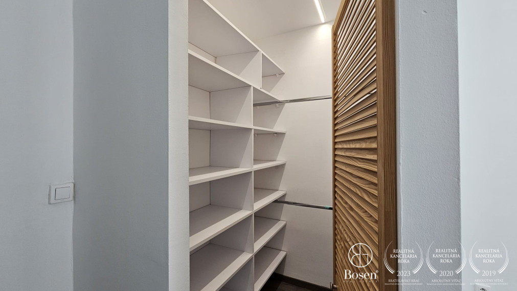 BOSEN | Priestranný 3-izbový byt po rekonštrukcii, Dunajská Streda