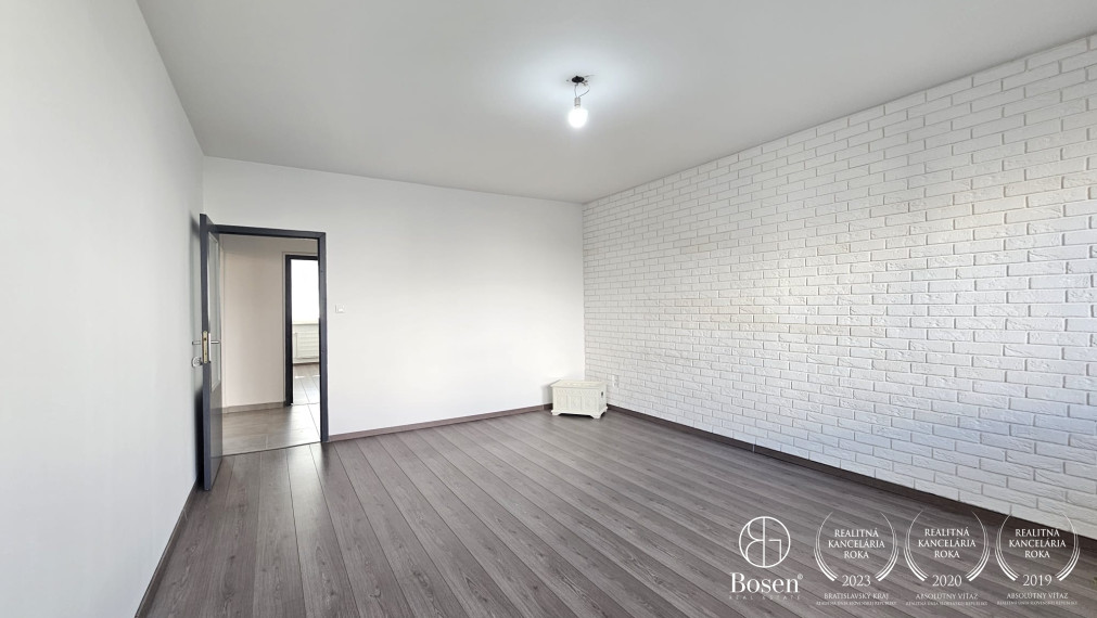 BOSEN | Priestranný 3-izbový byt po rekonštrukcii, Dunajská Streda