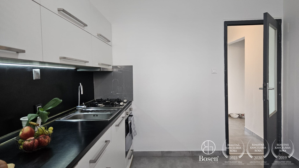 BOSEN | Priestranný 3-izbový byt po rekonštrukcii, Dunajská Streda