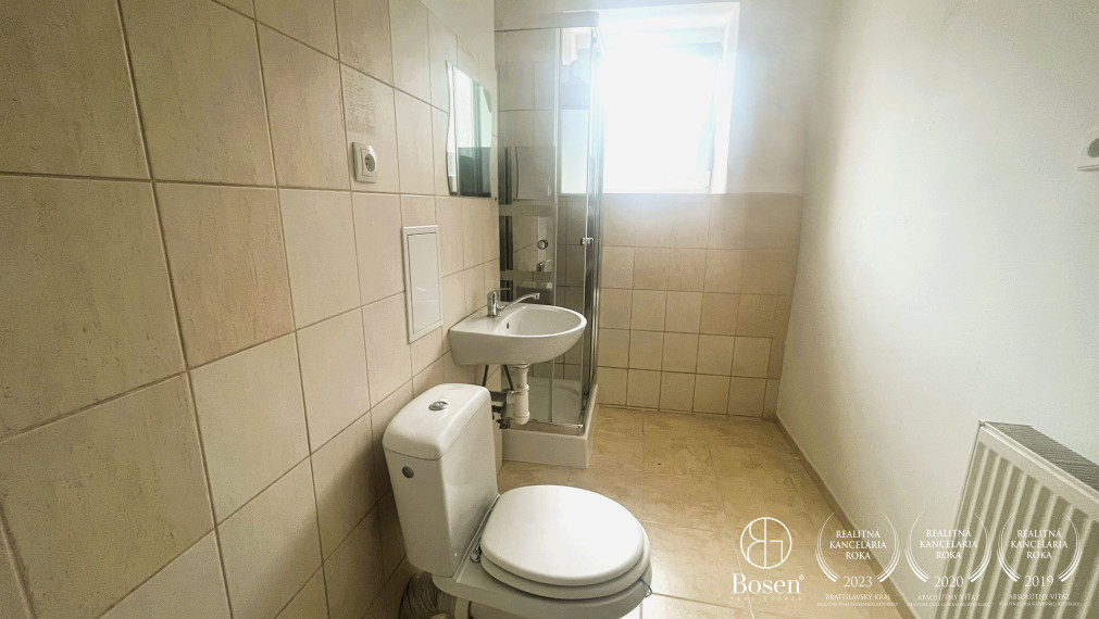 LOYALTERS | prenájom nebytového priestoru v Žiari nad Hronom