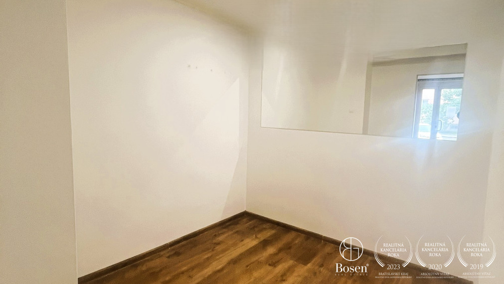 LOYALTERS | prenájom nebytového priestoru v Žiari nad Hronom