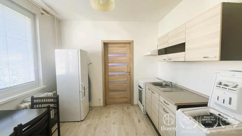 LOYALTERS | prenájom 1 izbový v Žiari nad Hronom