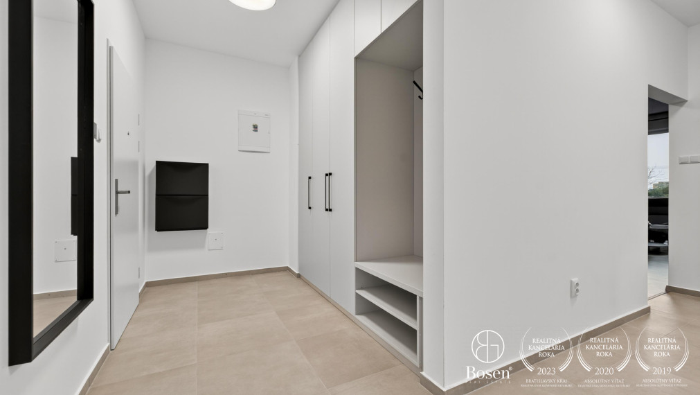 Moderný 2-izbový byt s loggiou a parkovaním – Geologická, Podunajské Biskupice