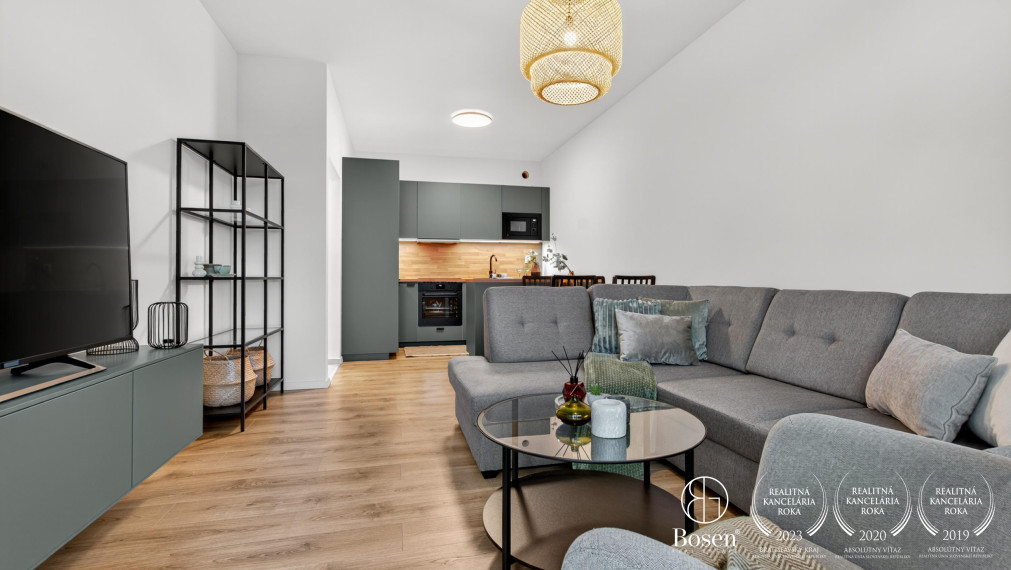 Moderný 2-izbový byt s loggiou a parkovaním – Geologická, Podunajské Biskupice