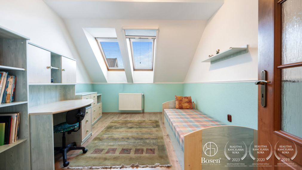 BOSEN| 4 izbový byt, 156m2 s balkónom v centre Malaciek