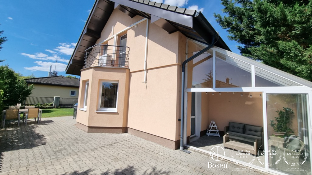 LOYALTERS | Predaj 5 izbového rodinného domu - Most pri Bratislave, časť Studené