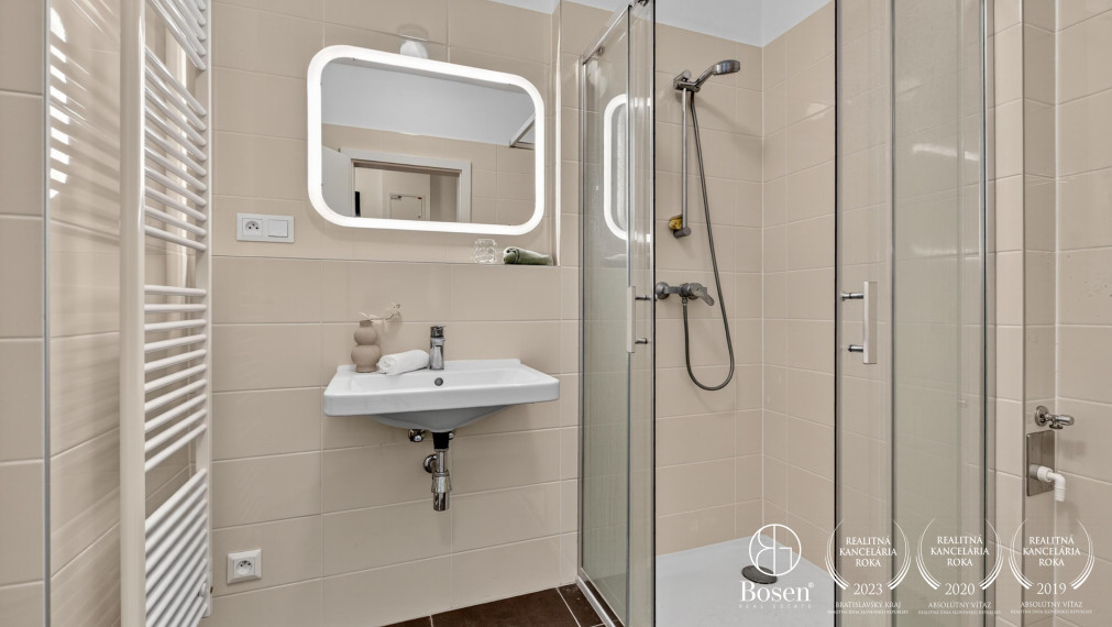 BOSEN | REZERVOVANÉ Útulná garsónka v novostavbe Tammi, Dúbravka, Pri Hrubej lúke