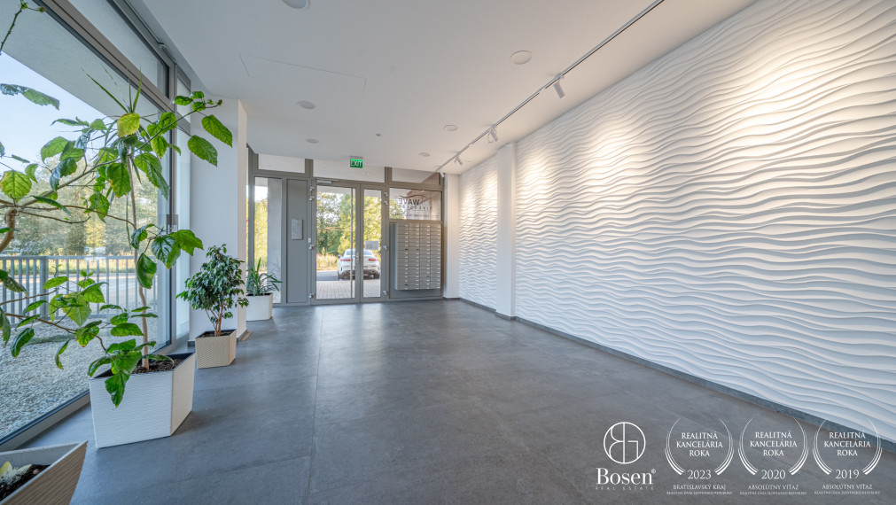 BOSEN | BLUEWAVE _ 2 izbový apartmán s predzáhradkou, A8_02, Banka, Piešťany, 124.35 m2